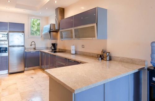 Cabarete Condo | Oceanfront 2BR Condo | Pool, Hot Tub | TOP Floor 408