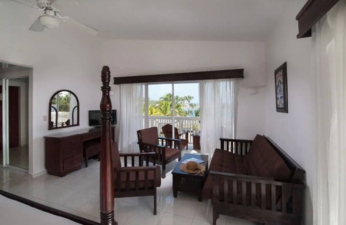 Los Maestros Apartment | ONE BEDROOM SUITE