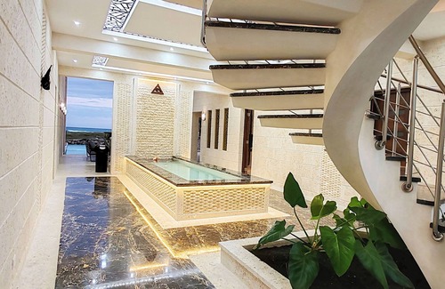 Bavaro Villa | PC 12BR Ultra Luxury Palm Beach Villa + Bonus