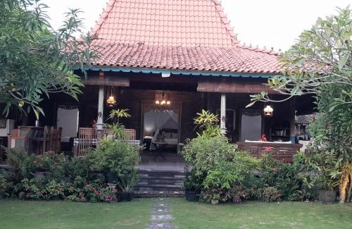 Kelating House | Pondok Dauh Ancak Kelating Guest House