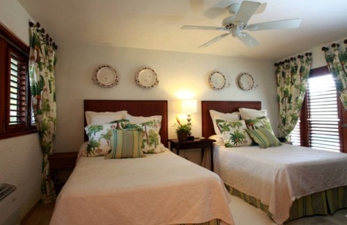 Las Pinas Resort | Private room ∙ 2 guests