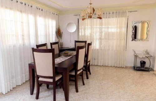 Santiago de los Caballeros House | Residencial los Reyes casa Martinez