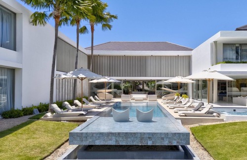 Punta Cana Villa | Royale Estate - 15 Bedroom Complex