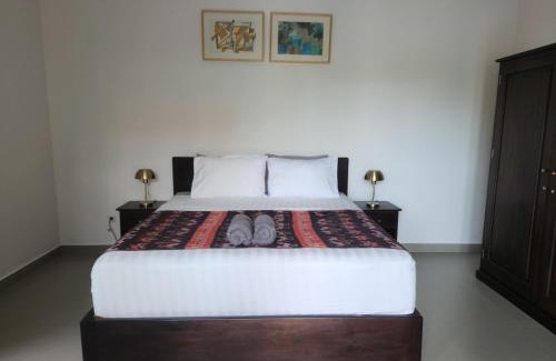 Lovina Bed & Breakfast | Rumah Kanyuru