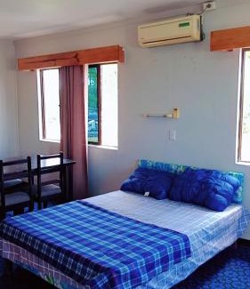 Martintar Bed & Breakfast | Singhs 3 bedroom apartment