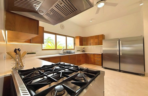 Playa Chiquita Villa | SOS 5.5BR Coastal Luxe Retreat + Free Bonus