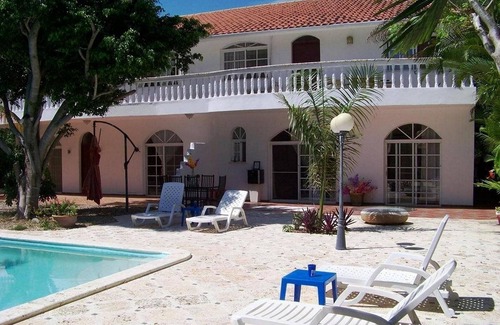 La Esplanada Apartment | Studio in central Sosua, pool/Wi-Fi/cable TV, guest-friendly