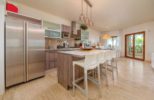 Cabarete Condo | Stunning Ocean Views Direct Access to Kite Beach. Free weekly maid service.