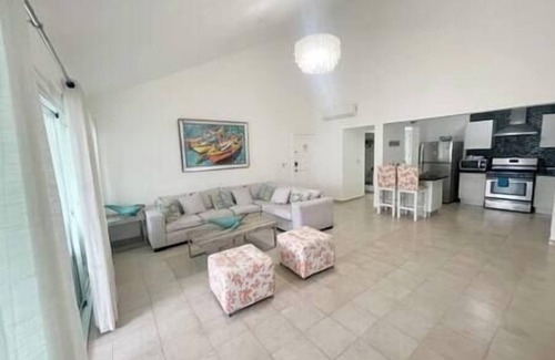 Playa Bibijagua Apartment | Sunny Confortable Apartment at the caribbean