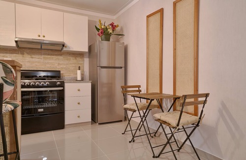 Residencial Alameda Oeste Apartment | The🌿Leaves🍃Romantic🌹 Experience @ SD ➕Wifi➕