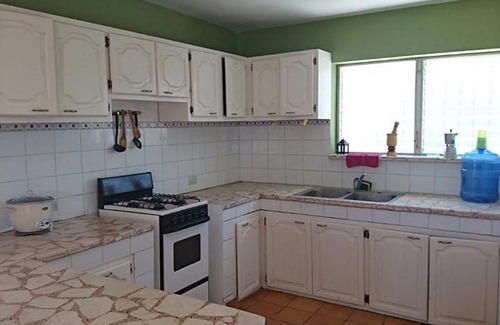 La Esplanada Apartment | Top-floor guest-friendly apartment in Sosua, pool/parking/Wi-Fi/Cable TV