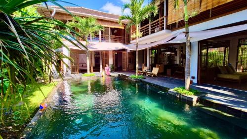 Penestanan Villa | Tropical 4 Bedrooms Villa in Central Penestanan, UBUD