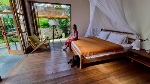 Penestanan Villa | Tropical 4 Bedrooms Villa in Central Penestanan, UBUD