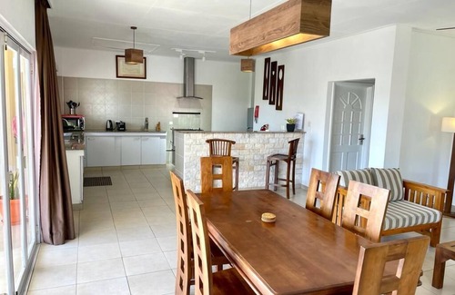 Beau Vallon Apartment | Tropical Hideaway