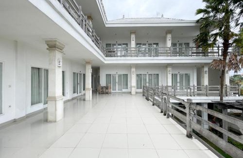 Cepaka House | Urbanview Hotel Lilis Ikvala Radha