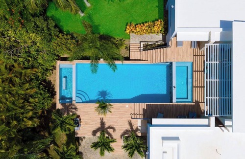La Mulata Villa | V03 Dolce Vita · High-ceilinged Villa w/3-level pool & jet tub