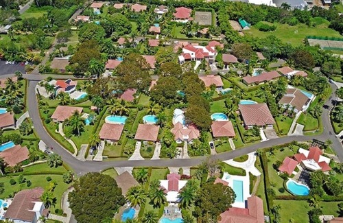 Urbanizacion Tavarez Villa | Villa 144 · Feeling at Home "Villa 144" Residencial Hispaniola