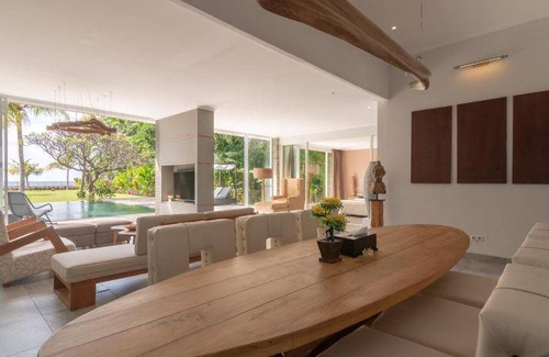 Banjartegehe Villa | Villa ∙ 3 bedrooms ∙ 6 guests