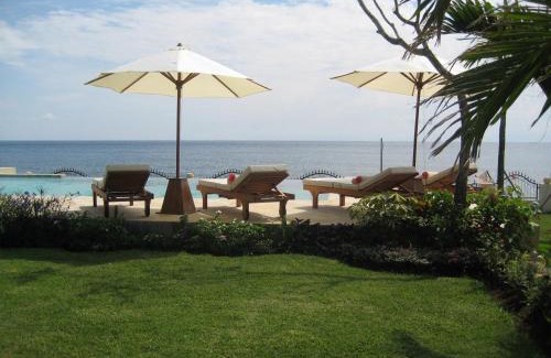 Lokapaksa Villa | Villa Mawar