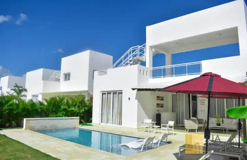 Playa Chiquita Villa | Villa Santa Fe SOV