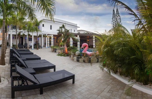 Villas Ana Maria Villa | VIP Vacation Rentals offer Villa Glamour with 14 BR at center of Sosua with pool