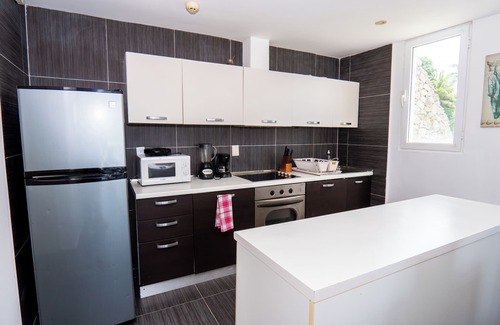 Samana Apartment | Vistamare Samana 1-bedroom beachfront, pool, Wifi VII 102