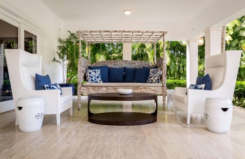 Casa de Campo Villa | WALKING DISTANCE TO THE BEACH
