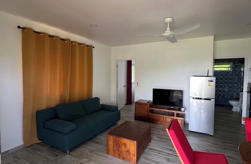 Teahupoo House | Ânani - Mirimiri Lodge
