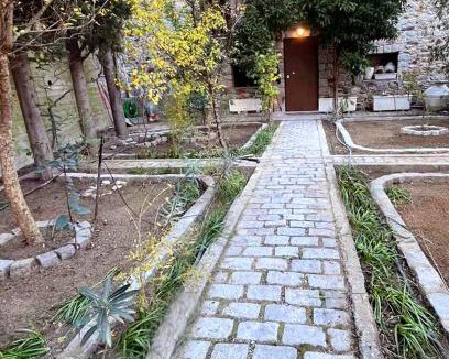 Old Town House | Αρχοντικό Βιζυηνού