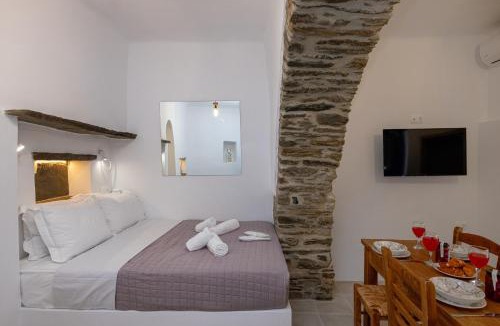 Exomvourgo House | Βόλτα Καλλονή studio (Volta Kalloni)