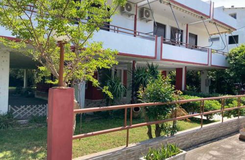 Edipsos Apartment | Ελαία Apartments