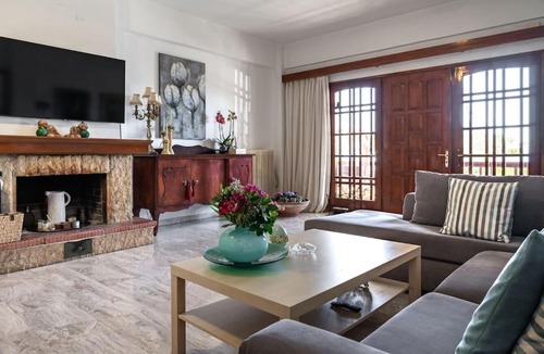 Kiato House | Μεζονέτα στο κύμα
