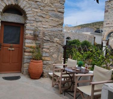 Mesta House | ΜΕΣΤΑ - ΠΛΑΤΕΙΑ