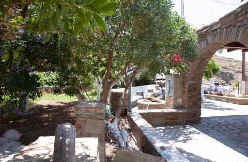 Kithnos Hotel | Ο Μήλας
