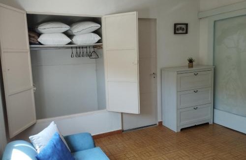 Salamis Apartment | παραδοσιακό και ήρεμο καταλυμα