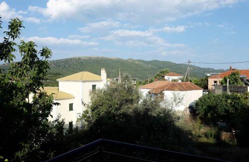 Loutsa Apartment | ΠΗΛΙΟΣ ΦΩΤΙΟΣ