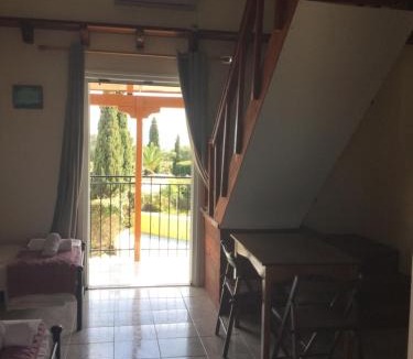 Kaligata Apartment | ΣΑΡΑΝΤΗΣ-ΚΩΣΤΑς