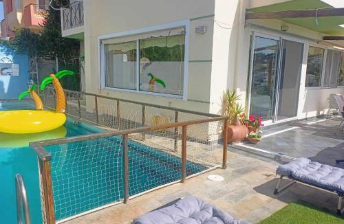 Anavyssos House | Τάνια