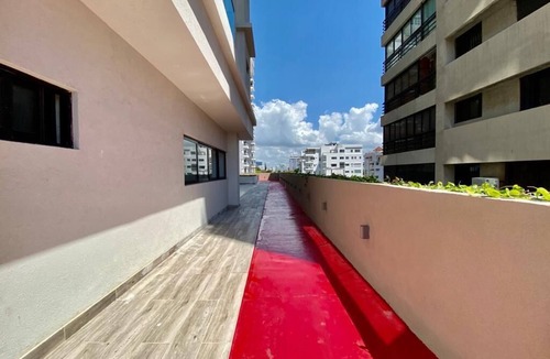 Bella Vista Apartment | 1 Bed Apartment, floor 16