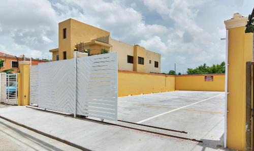 Corales del Sur Apartment | 1 Bedroom-Apartment 3 Single Beds in Corales del Sur, Santo Domingo Este