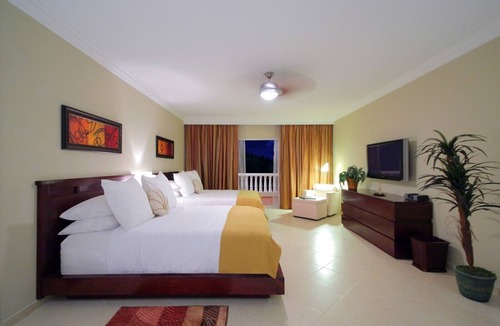 Los Maestros Resort | 1 Bedroom at Lifestyle Resort