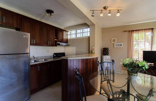 Urbanizacion Tavarez House | 1-bedroom pets-friendly condo in Sosua, AC/TV/Wi-Fi/parking