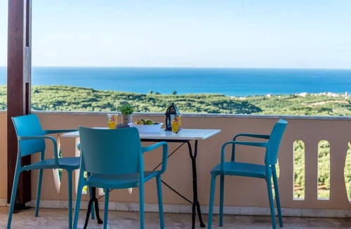 Polemarchi House | 100 m² House ∙ 2 bedrooms ∙ 7 guests