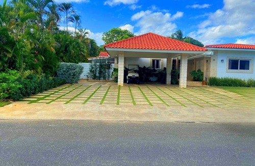 Los Lagos Villa | 1000 m² Villa ∙ 5 bedrooms ∙ 10 guests