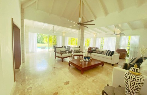Los Lagos Villa | 1000 m² Villa ∙ 5 bedrooms ∙ 10 guests