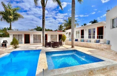La Mulata Villa | 12 bedroom Villa with Heated Jacuzzi