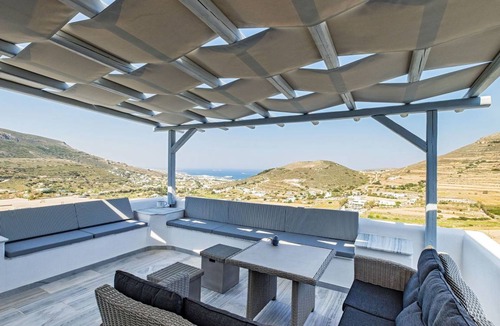 Paros Villa | 120 m² Villa ∙ 2 bedrooms ∙ 8 guests