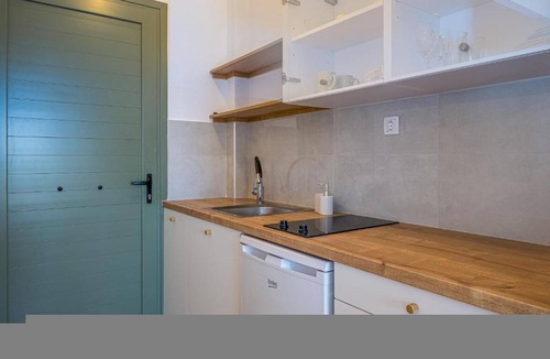 Agia Marina Apartment | 123 Soleil