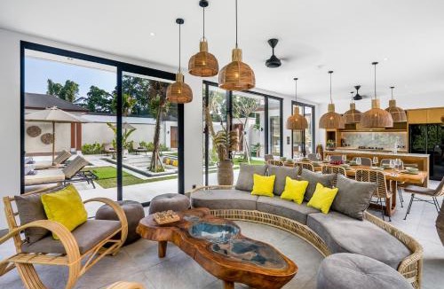 Andong Villa | 13BR Ciryandil Brindal Arcadia by BaliSuperHost