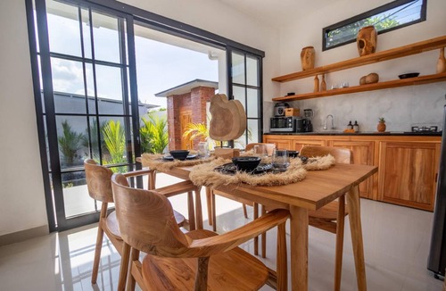 Umalas Villa | 170 m² Villa ∙ 2 bedrooms ∙ 6 guests